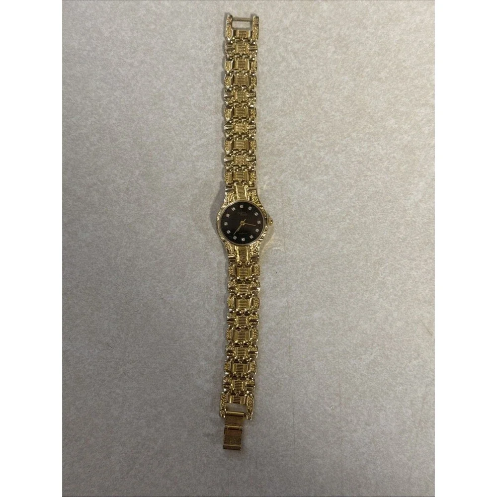 Vtg Medana ROYALE Ladies Diamond Gold Tone Nugget Style Watch 7.5